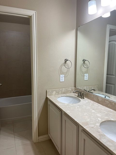 1st image of 13175 Lanier Dr