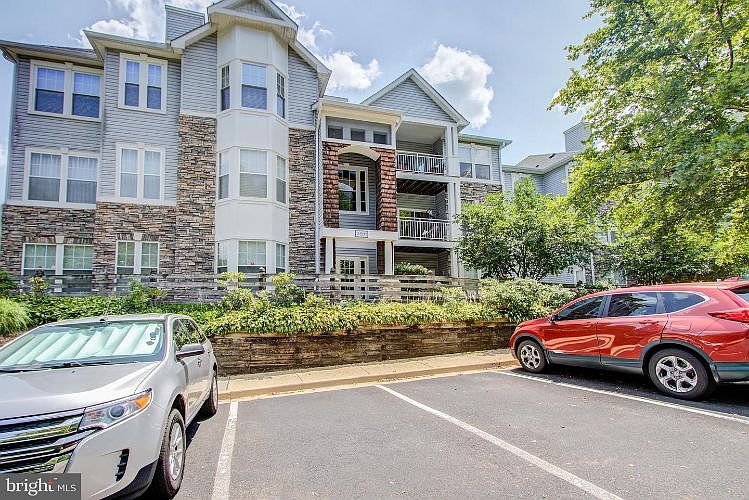 1st image of 3501 Piney Woods Pl #204A