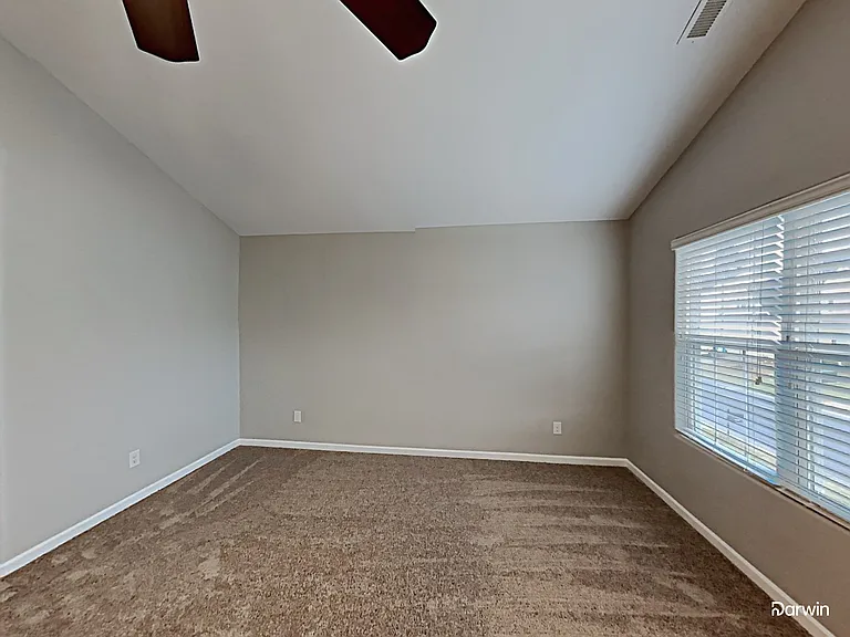 1372 Waylon Ave — Photo 17
