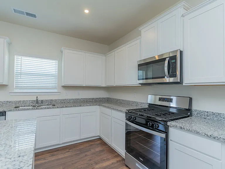 7321 Bendire Loop — Photo 33