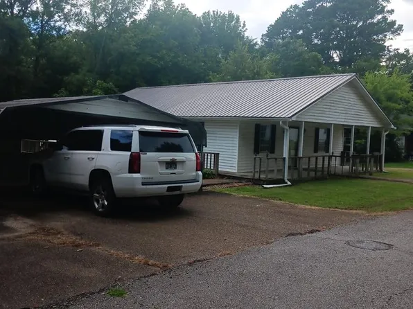 109 Florence St, Camden, TN 38320