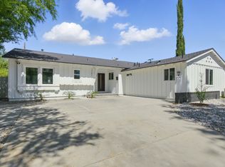 7701 Variel Ave, Canoga Park, CA 91304