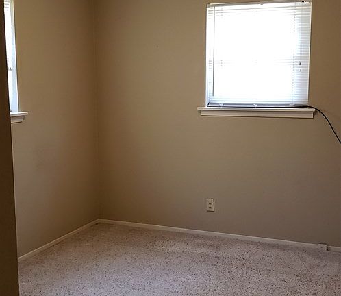 2nd image of 110 Ponderosa Dr