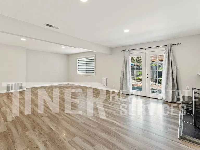 2771 Wissemann Dr — Photo 4