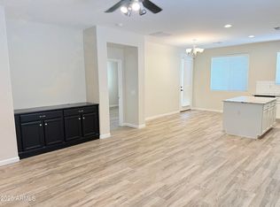 3748 E Chickadee Rd, Gilbert, AZ 85297