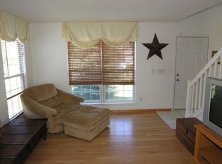 9509 74th St, Kenosha, WI 53142