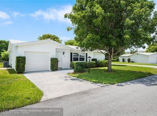602 SW 8th Pl, Boynton Beach, FL 33426