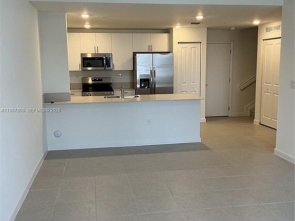 3rd image of 15565 SW 280th St #8