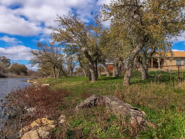 1001 Park St, Brady, TX 76825
