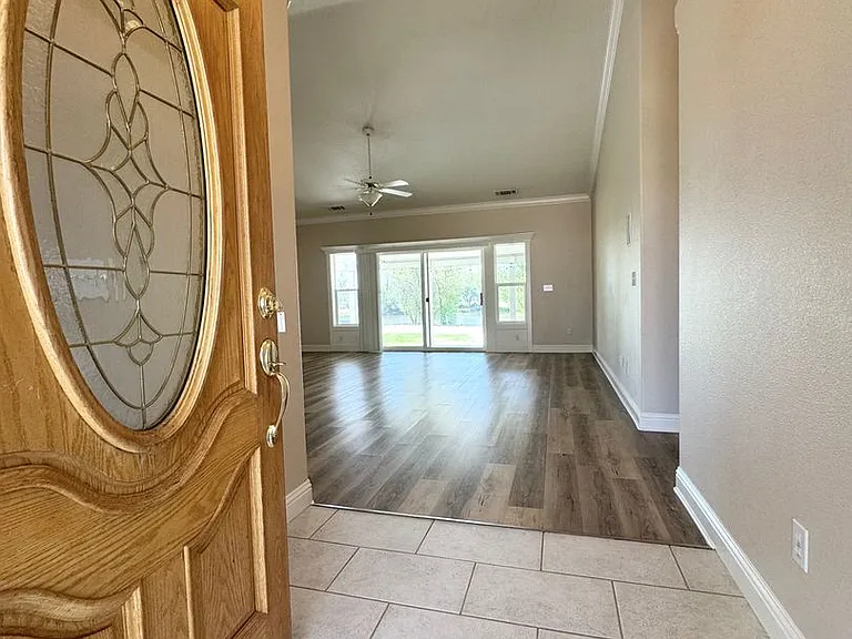21789 Seven Lakes Ln — Photo 4