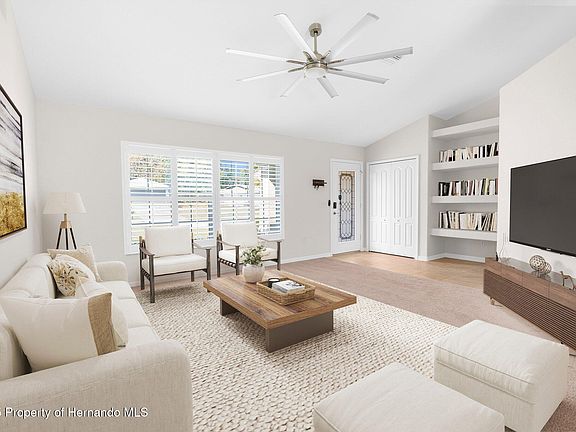 5th image of 2494 Caretta Ave