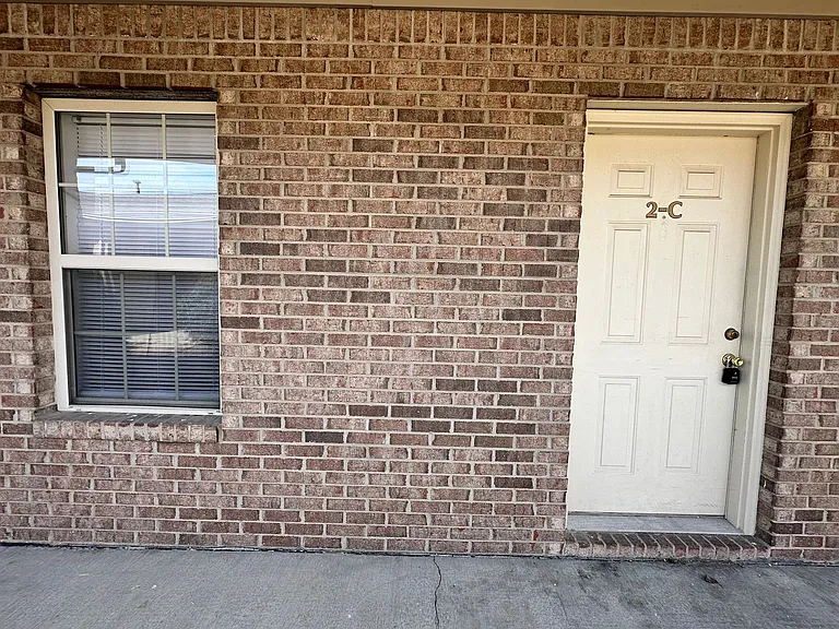 3071 Burlew Blvd — Photo 1