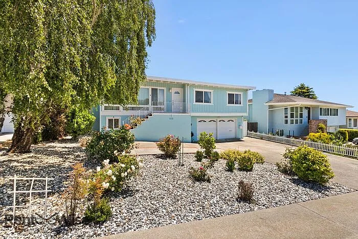 1120 Oakwood Dr — Photo 36