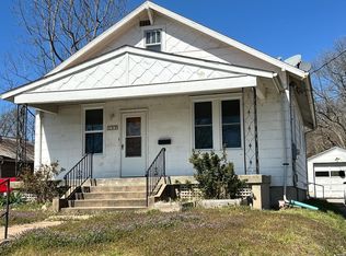 587 Wehner St, Ste Genevieve, MO 63670