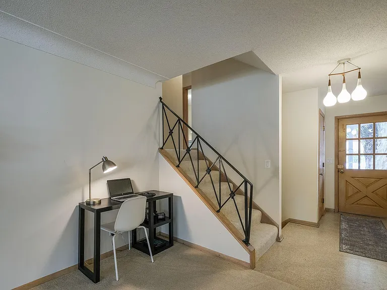 6311 Fir Tree Ave — Photo 5