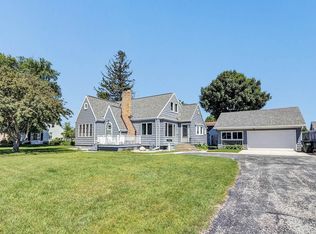 413 Jefferson St, Algoma, WI 54201