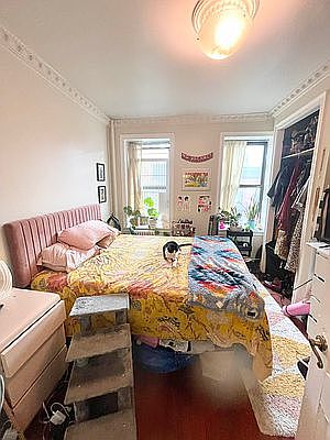 1st image of 607 E 11th St APT 14
