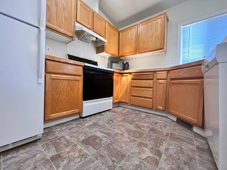 8137 W Waterfowl Ave — Photo 11