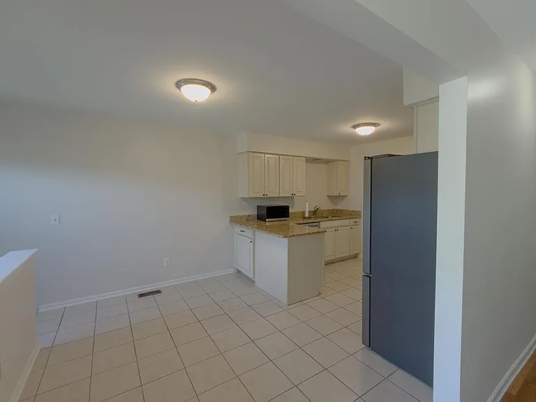 11575 Lynhurst Dr — Photo 6