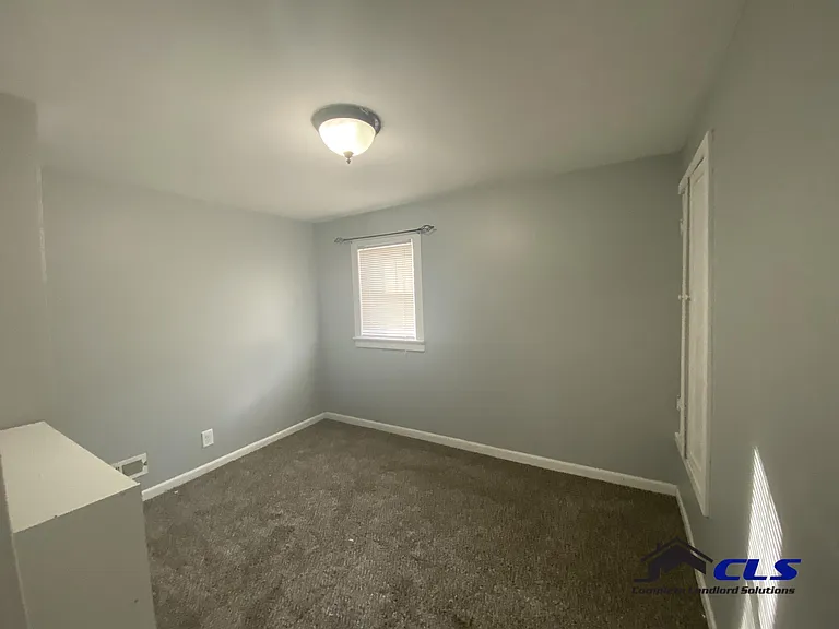 1130 Florida Ave — Photo 5