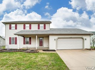 1378 Chancellor Dr, Lima, OH 45807