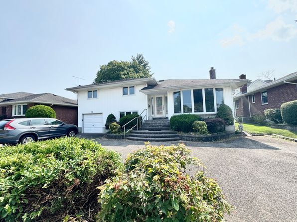 118 Leahy St #1