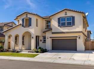 824 Roadrunner Way, Vacaville, CA 95688