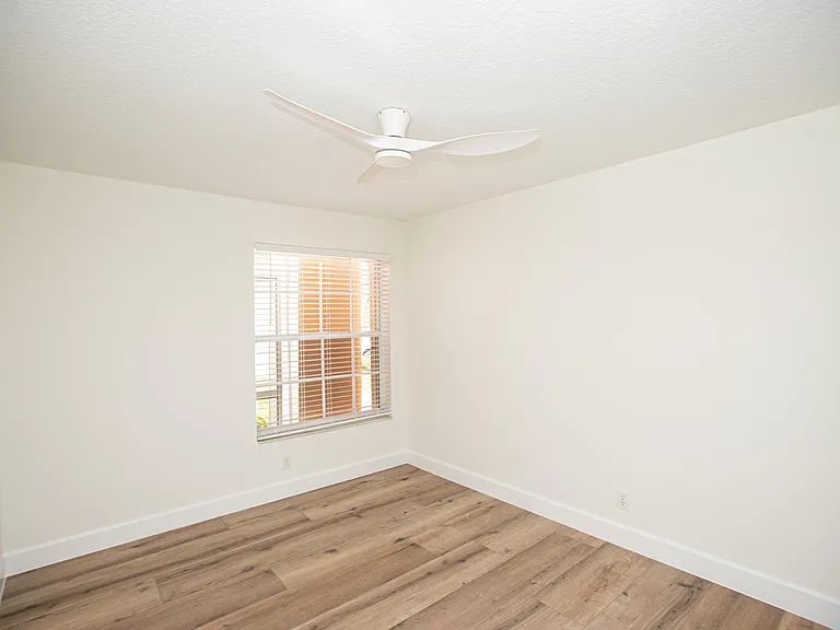 10881 La Salinas Cir — Photo 33