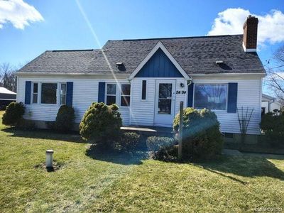 2494 Miami Beach Dr, Flint, MI, 48507