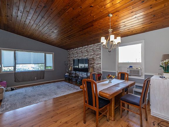 3rd image of 3608 44th St