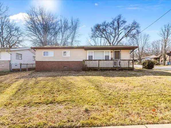 2002 E Cherry Street, Springfield, MO 65802