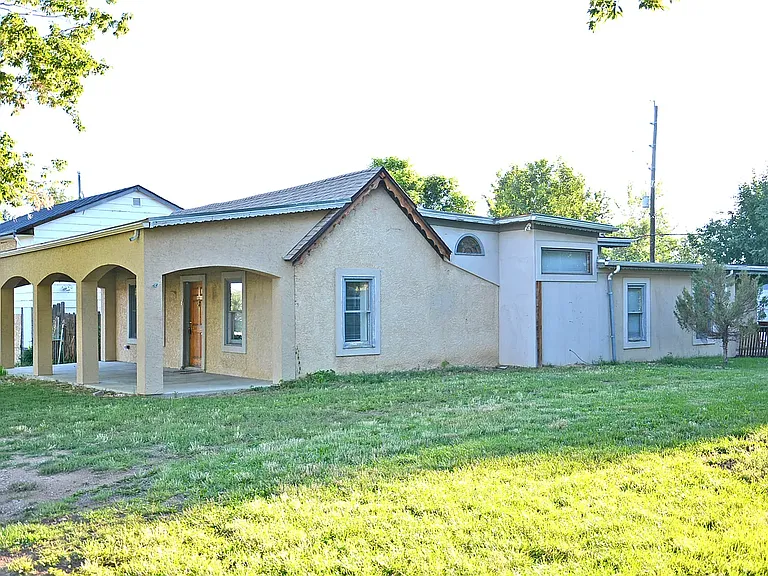 780 Juniper St — Photo 1