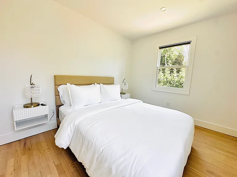 45 Yale Dr — Photo 5