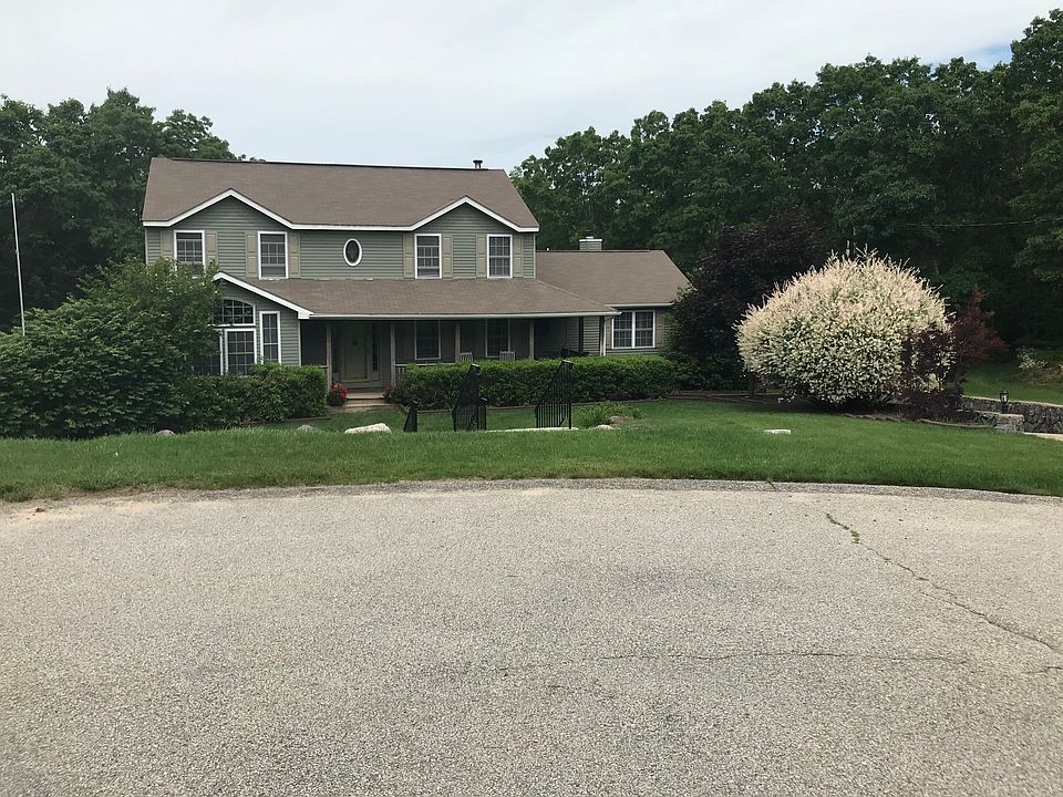 1st image of 32 Greenridge Ct