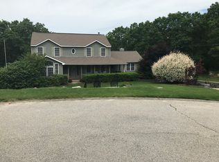 32 Greenridge Ct, West Greenwich, RI 02817
