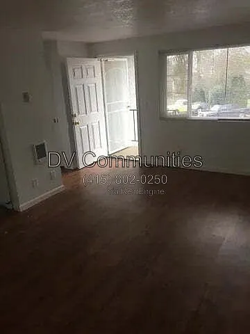101 N 10th St #13 — Photo 6