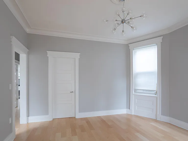 50 Hauxhurst Ave #1 — Photo 9