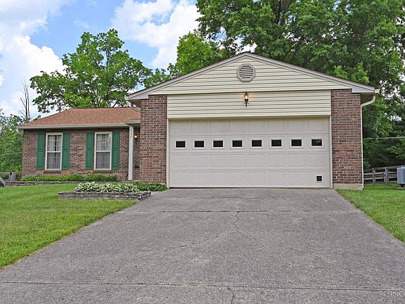 3rd image of 8398 Shenstone Dr