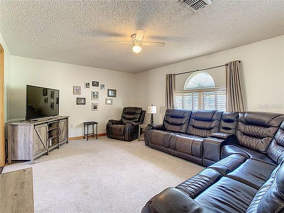 5th image of 1339 Nadine Dr