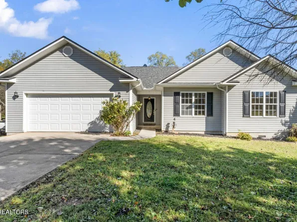 160 Hartland Dr, Madisonville, TN 37354