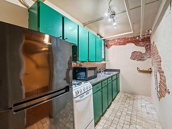 4th image of 1410 N Gilpin St APT 7