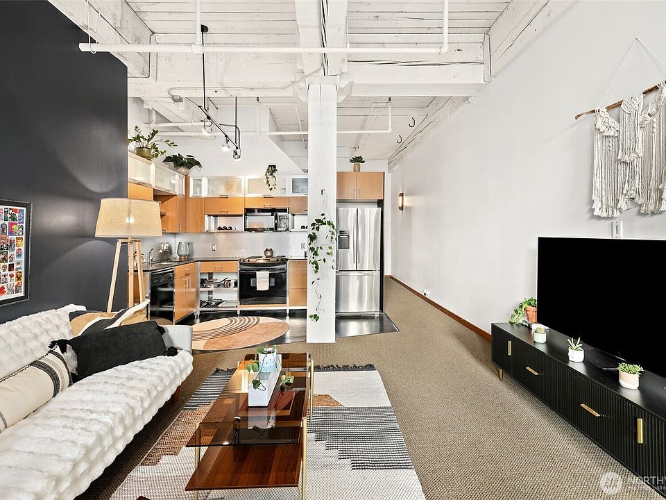 1st image of 1120 Cliff Avenue #305