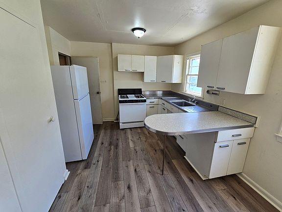 4th image of 1208 26th St