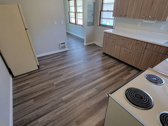 4th image of 322 W Seerley Blvd #0