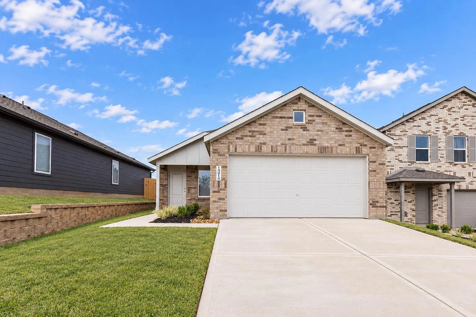 4 bed, 1582 sqft, $1,950 — Photo 3