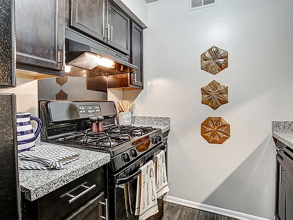 Kitchen at Chelsea Village