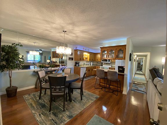 5th image of 150 Wilshire Drive #58