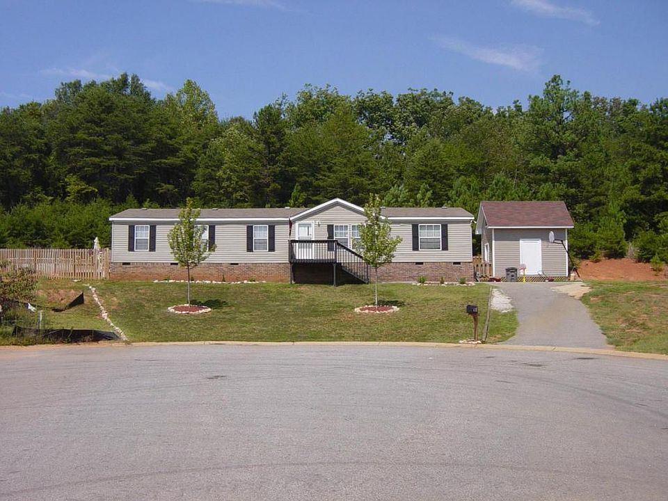 2nd image of 107 Backwater Way
