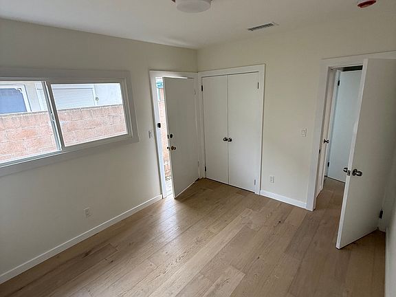3rd image of 643 Grant St #D