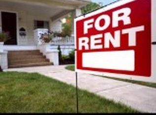 McMillan Cir, Jacksonville, FL 32209